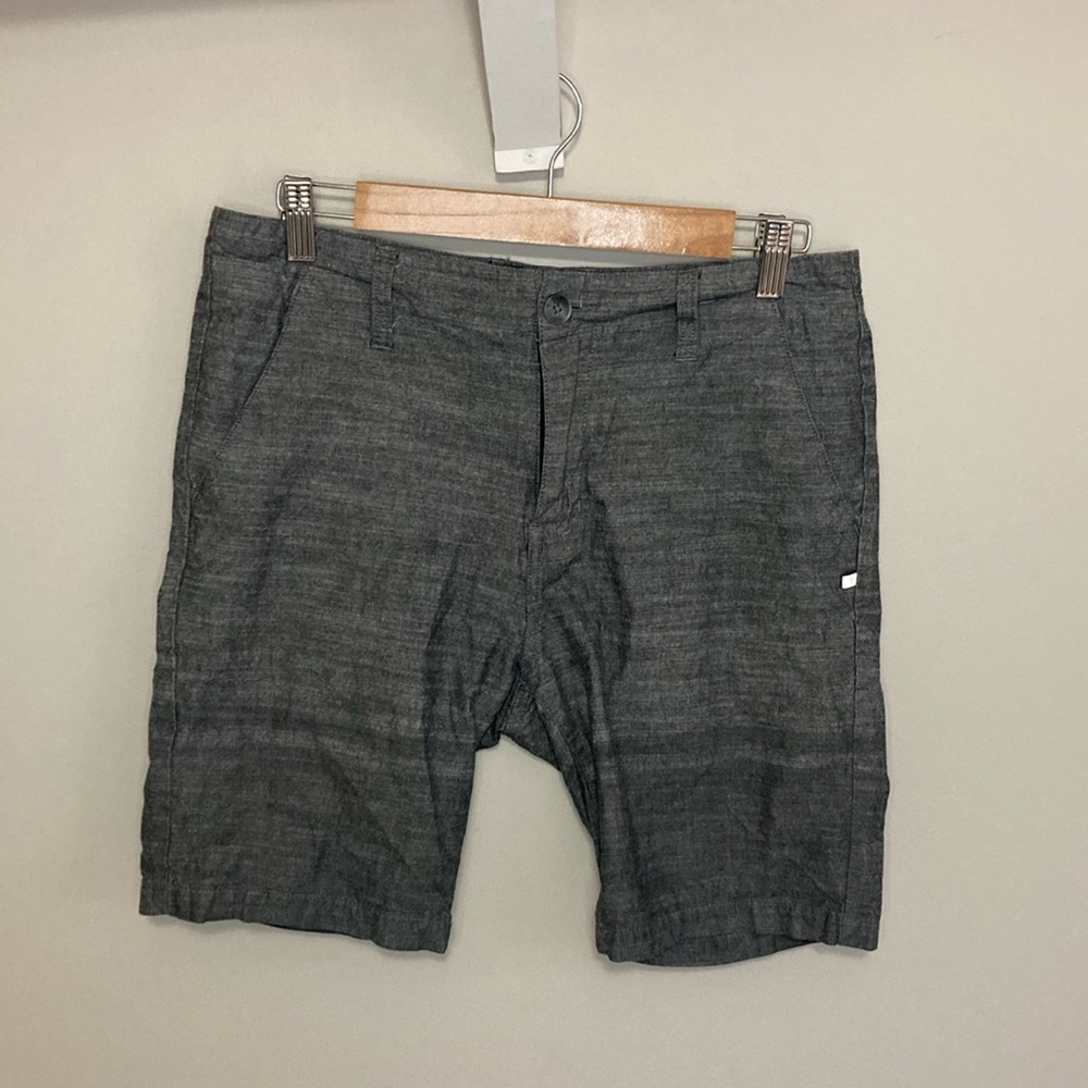 Men’s Oakley Slim Fit Shorts, waist 30, dark gray, flat front